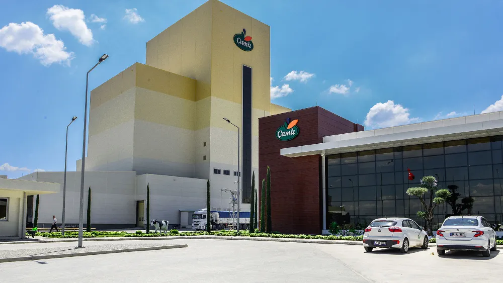 Yaşar Holding, Çamlı Yem’i satıyor… Devler ilgileniyor