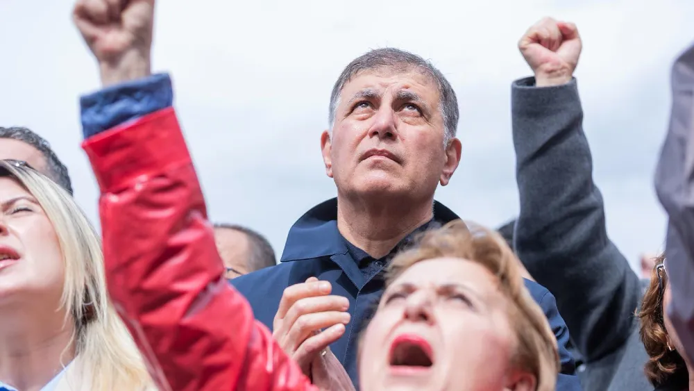 Tugay’dan Kuşadası mitingi sonrası mesaj: 'Adalet mücadelemiz sürecek'