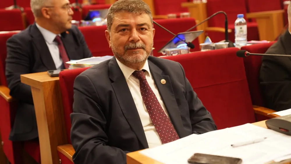 AK Partili Atmaca'dan Belediye Başkanı Işık'a bankamatik çalışan sorusu!