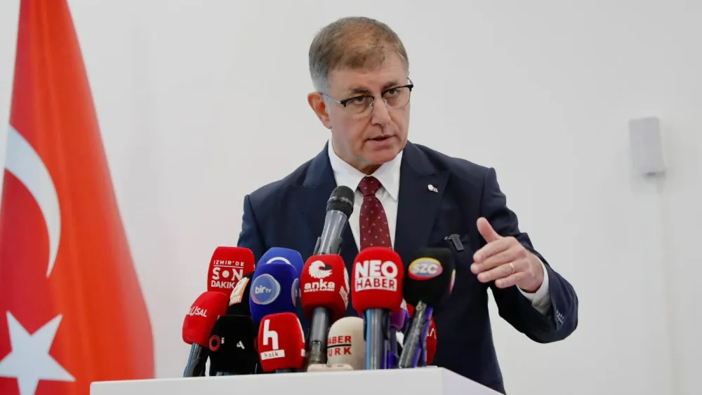 Başkan Tugay AK Parti ve MHP’ye yüklendi: Bu bir siyasi komplodur, kurgudur!