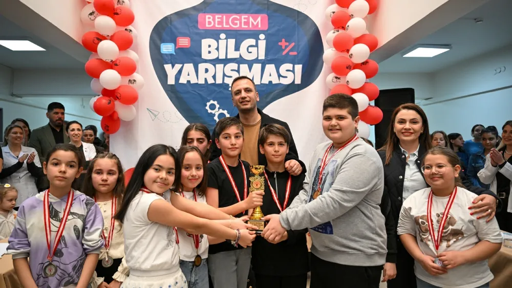 Bornova’da minikler yarıştı, büyük alkış aldı