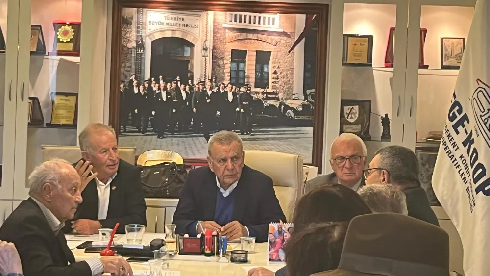 Ege-Koop’a konuk olan Kocaoğlu: Meslek Fabrikası İzmir’in değil ülkenin sorunu! 