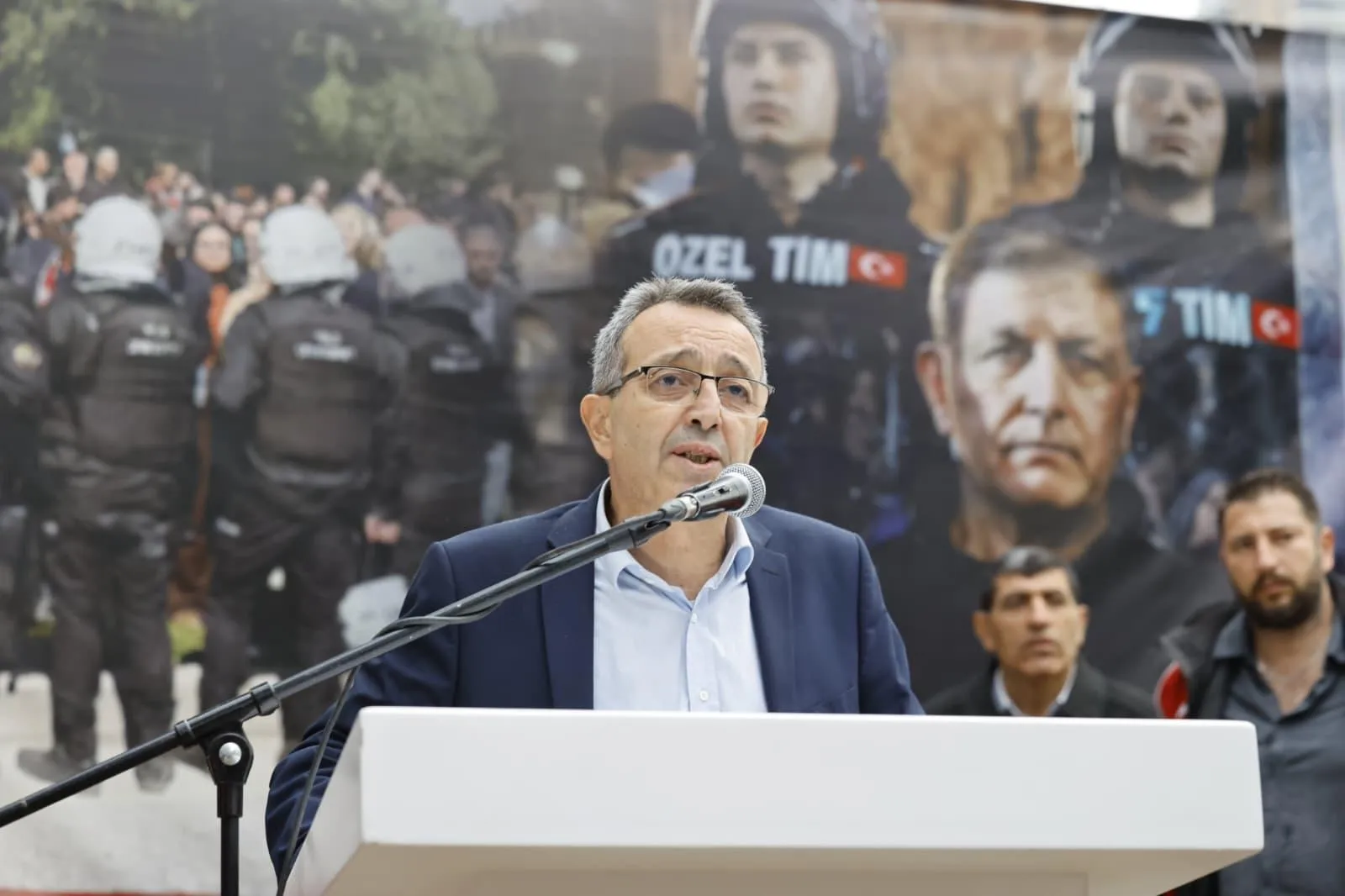 Türk Mühendis ve Mimar Odaları Birliği (TMMOB) İzmir İl Koordinasyon Kurulu Sekreteri Aykut Akdemir