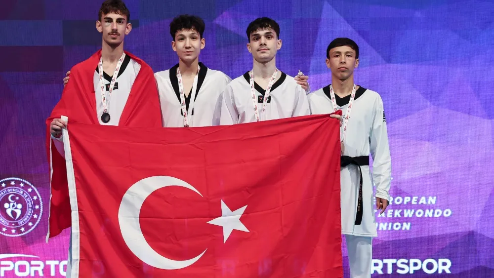 İzmir’in sporcularından uluslararası başarı