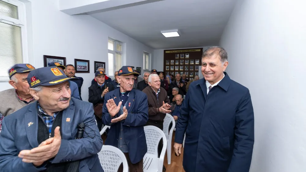Başkan Tugay gazilerle buluştu: “Sizlere hizmet etmek bizim için onur”