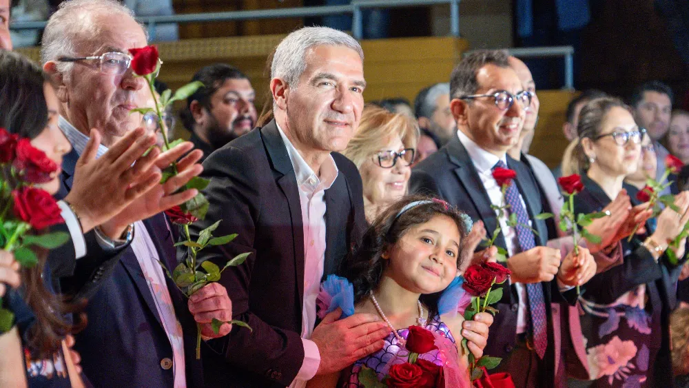 İkinci hayata kavuşanlar ve sağlıkçılar aynı sahneyi paylaştı!