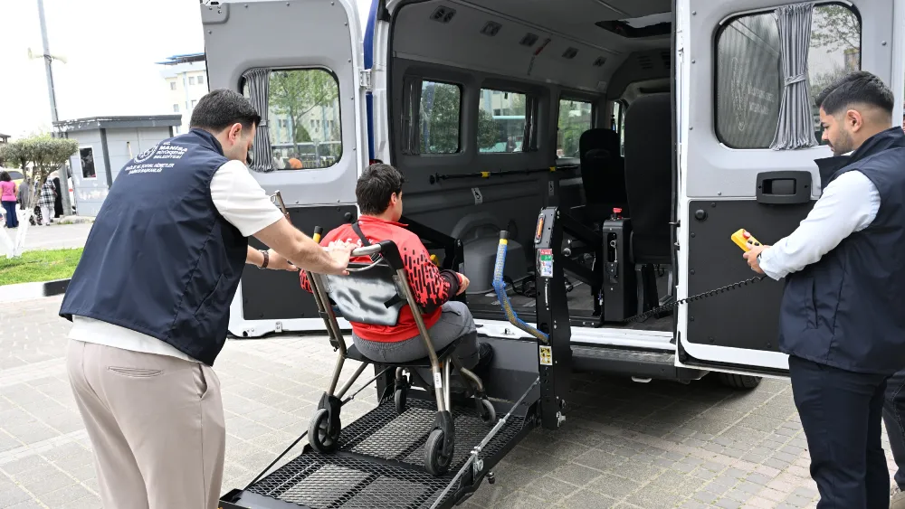 Manisa’da Büyükşehir’den Engelli Vatandaşlara Yeni Hizmet: Nakil Araçları Hizmete Başladı