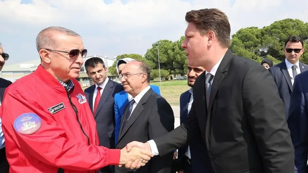 Cumhur İttifakı'ndan Kemalpaşa’da dikkat çeken soru: Rüşvetten yargılananlar neden hala koltukta?