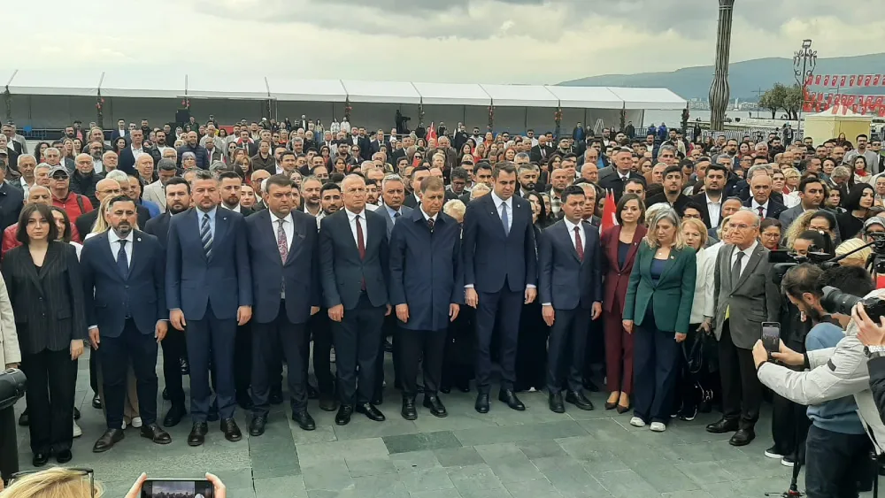 Tugay'dan alternatif tören tepkisi: Bayram kutluyoruz, illegal eylem yapmıyoruz