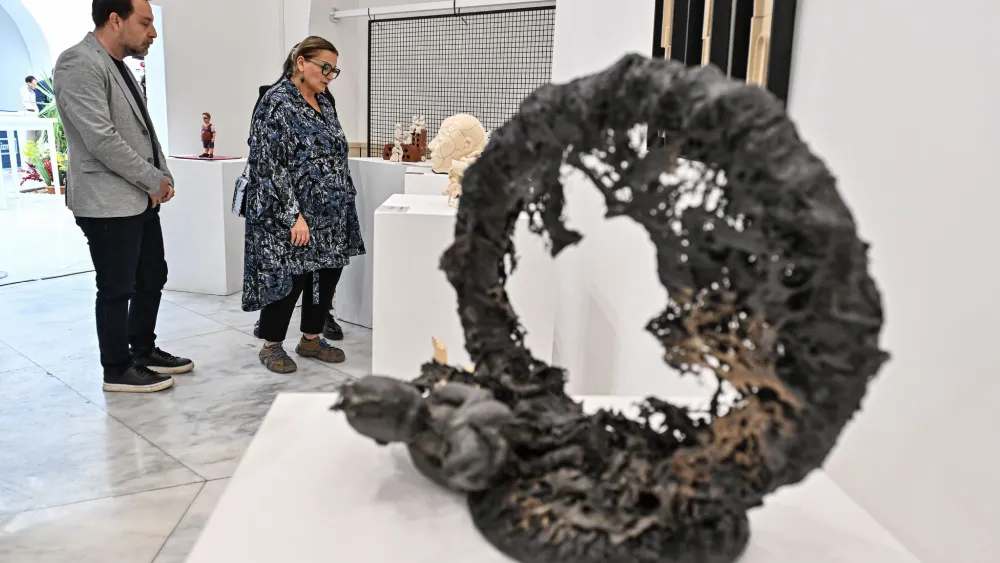 2. Uluslararası Işık Seramik Yarışması Sergisi açıldı