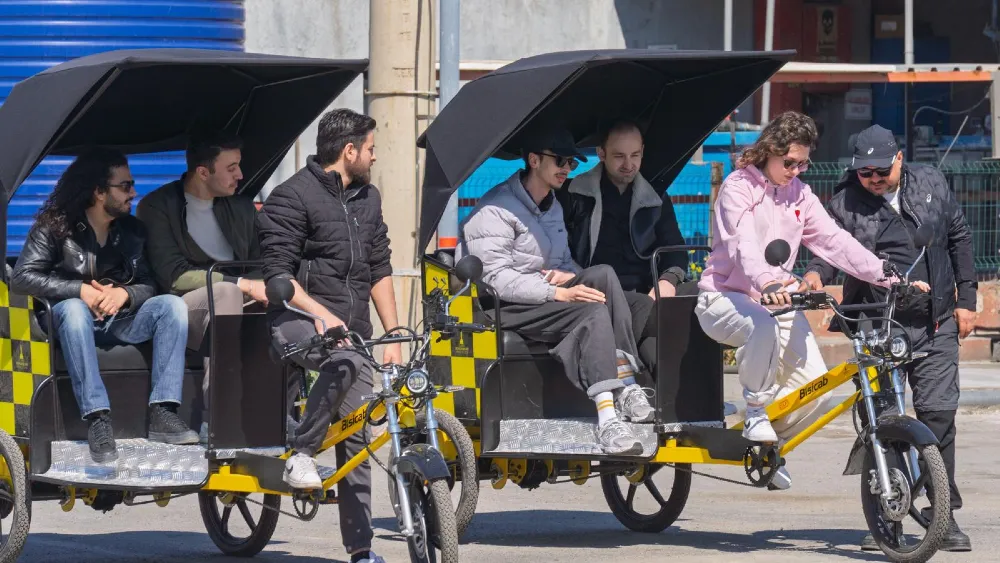 İzmir'de genç istihdamı destekleyen Bisicab dönemi başlıyor