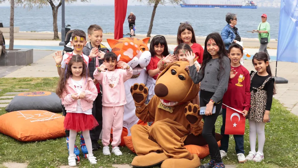 Konak’ta Çocuk Şenliği’ne yoğun ilgi