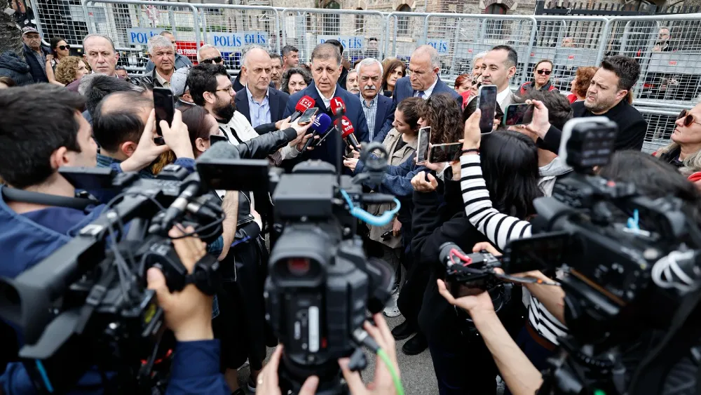 Tugay Meslek Fabrikası gece nöbetlerini azaltacağını açıkladı: Bu durum Ak Partili milletvekillerinin eseridir!