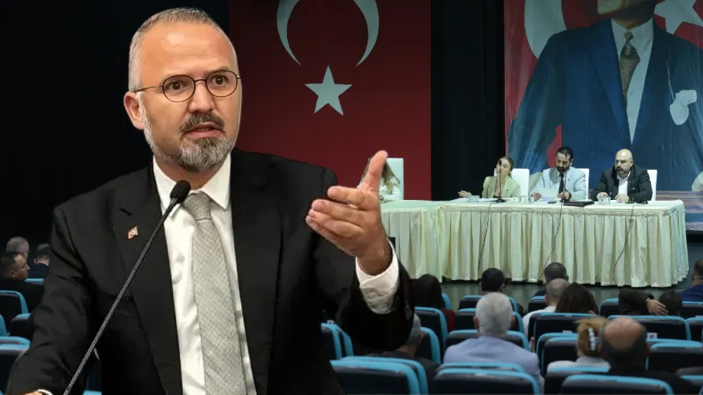 Konak Meclisi’nde Yıldız’dan CHP'li belediyelere “bankamatik personel” göndermesi: Paralarınızı yanlış personel rejiminde onun eşi, bunun dostu bankamatiklere ayırdığınız için…