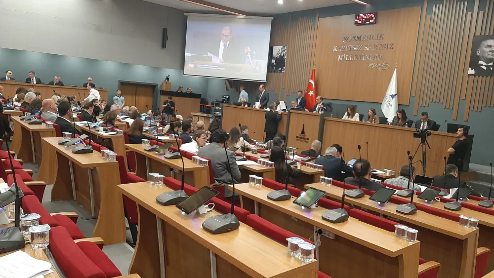Büyükşehir Meclisi canlı yayın ve konuşma süresi krizi ile başladı.. Yıldız: Bu uygulama anti demokratik