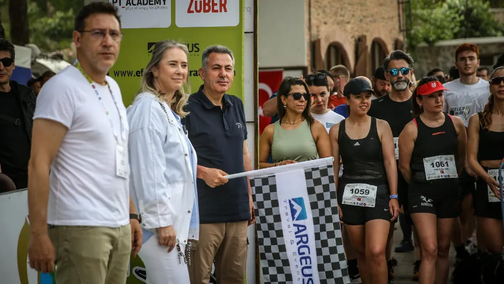 İzmir Valisi Elban: Efeler Yolu Ultra Trail, kadim tarihimiz ile doğa sporlarını bir araya getiriyor