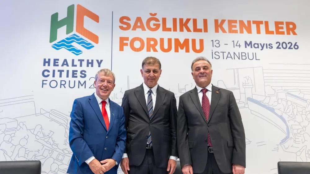 Başkan Tugay Sağlıklı Kentler Forumu’nda konuştu: İklim hedefleri ancak kentlerde somutlaşır