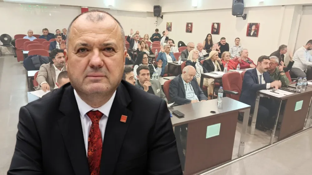 Karşıyaka’da sular durulmuyor.. CHP Genel Merkezi Ünsal’a muhalif meclis üyeleri krizine karşı Tekirdağ milletvekilini görevlendirdi! 