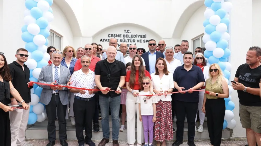 Çeşme’de 19 Mayıs coşkusu Ilıca Atatürk Kültür ve Spor Merkezi’nin açılışıyla taçlandı