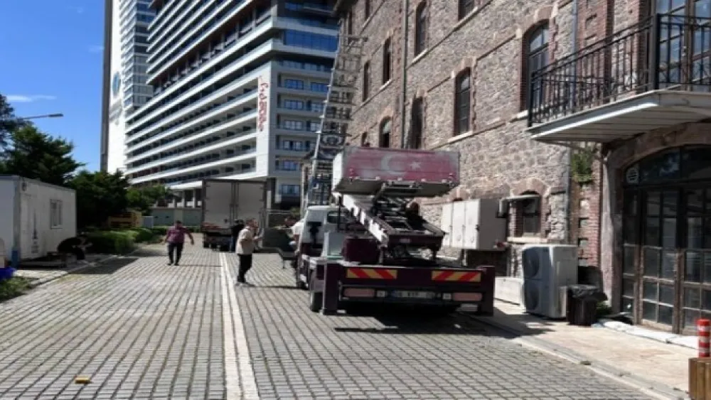Meslek Fabrikası boşaltılıyor