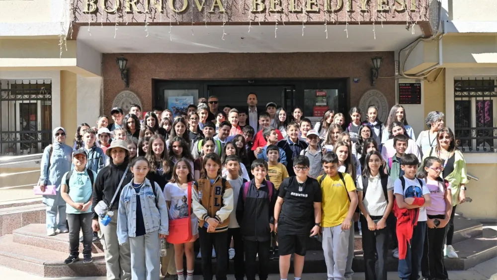 Öğrencilerden Bornova Belediyesi’ne ziyaret