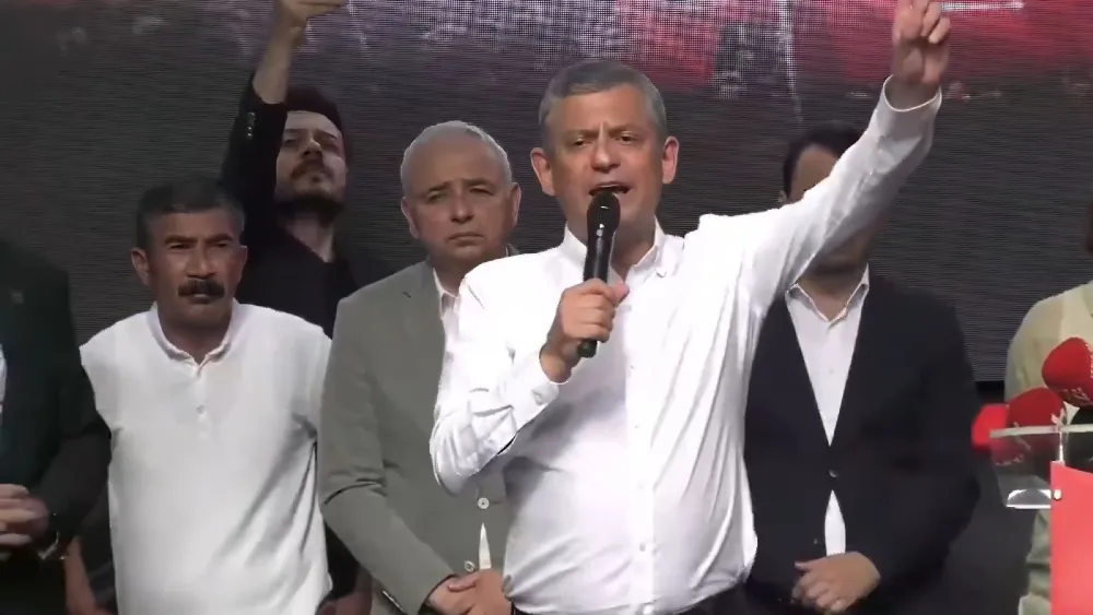 Özel, memleketi Manisa’dan Kılıçdaroğlu’na meydan okudu: Yüzde 85 oy almazsam görevi kabul etmeyeceğim