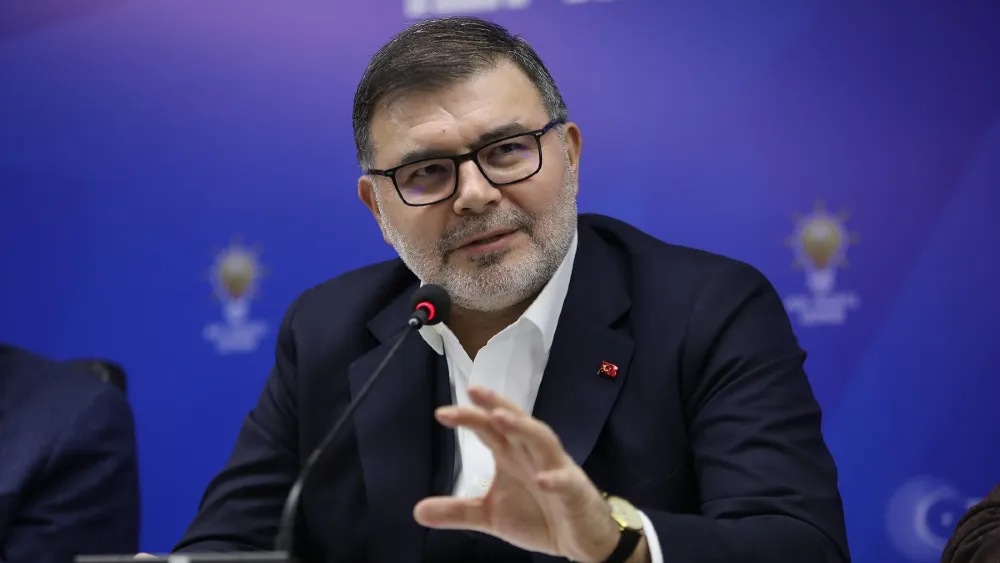 AK Parti İzmir İl Başkanı Saygılı'dan, Başkan Tugay'a 'Su baskını' çıkışı: Görevini layıkıyla yerine getirmiş olsaydı, su baskını sorununa kalıcı çözümler üretirdi!