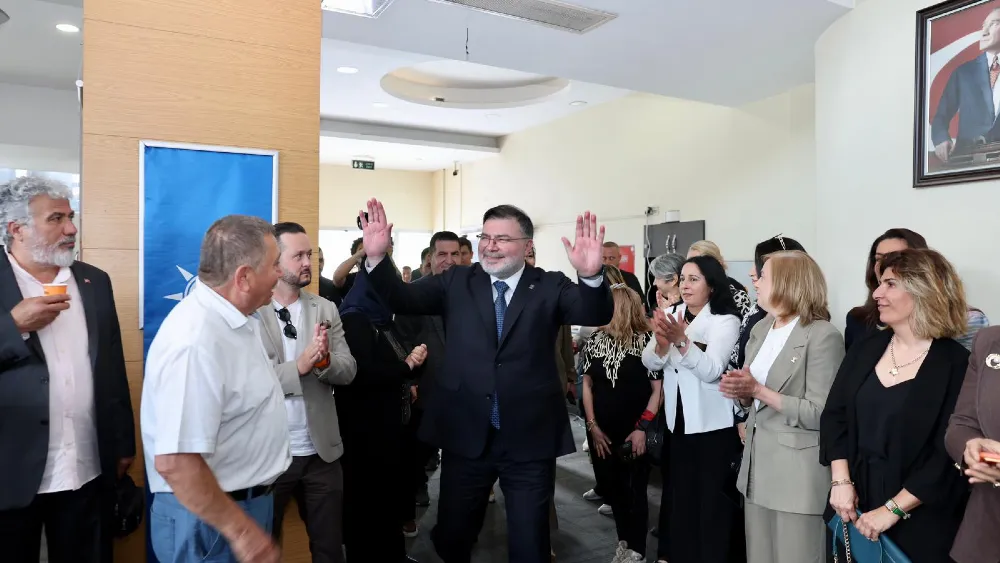 AK Parti İzmir'de Bayramlaşma programı gerçekleştirildi:..Saygılı’dan birlik ve beraberlik mesajları