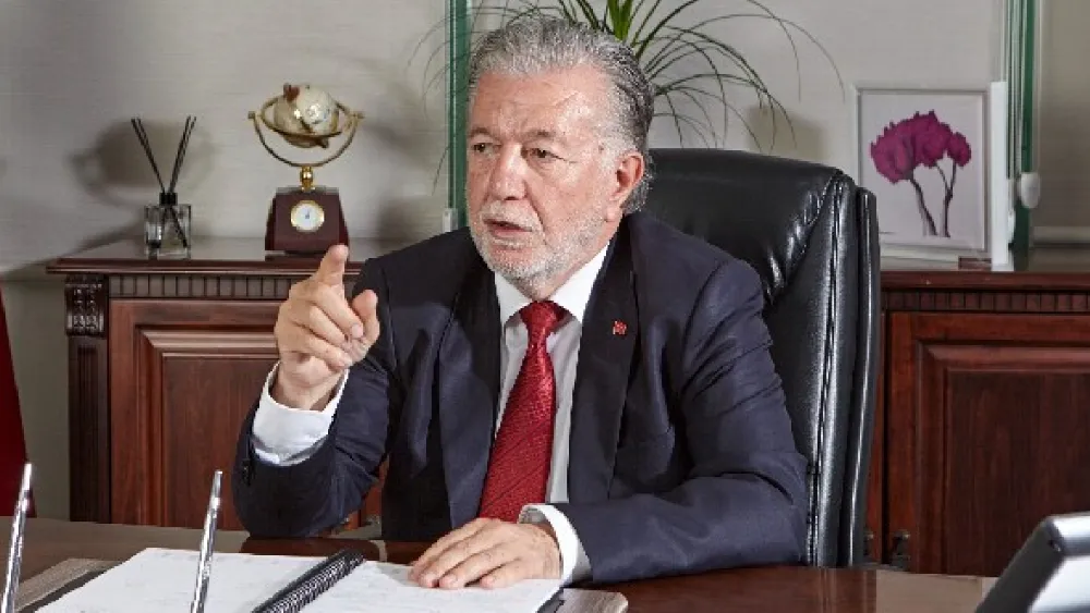 İzmir esnafının başkanı Yalçın Ata güven tazeledi… “Türkiye ve İzmir’de kabımıza sığmıyoruz, bizi izlemeye devam etsinler”…