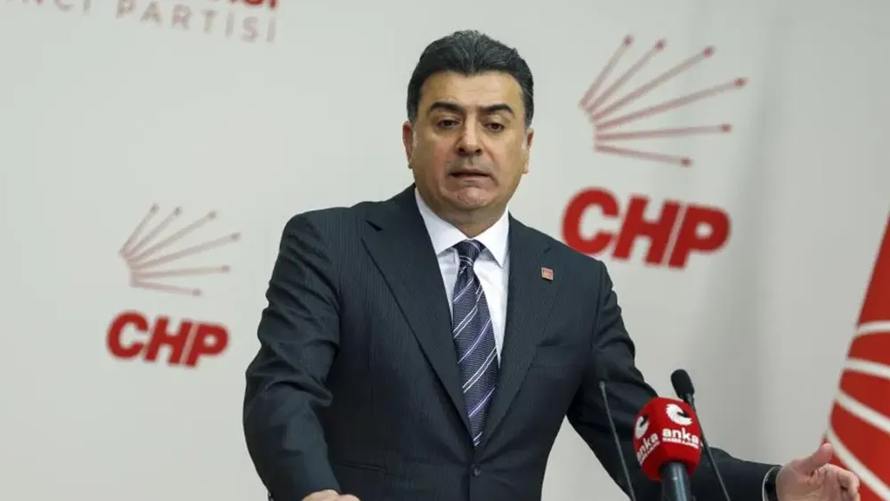 CHP’de olağanüstü kurultay için yarından itibaren imza toplanacak…