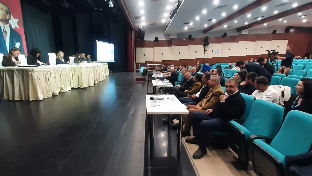 Alsancak'a 65 metrelik otel planına yapılan itirazlar komisyonlarda görüşülecek