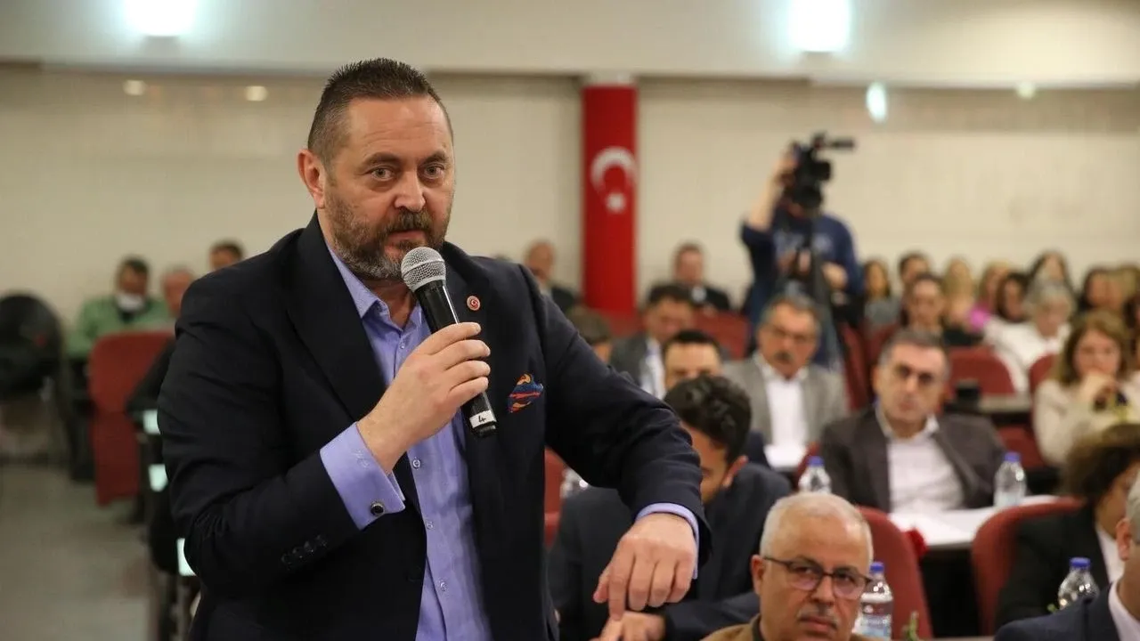 AK Parti Grup Başkan Vekili Hasan Ünal
