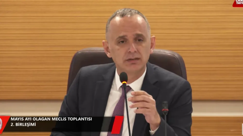 Bornova’da borç tartışması… AK Parti’nin freni patlamış tır benzetmesine CHP’den ‘sürdürülebilir’ yanıtı