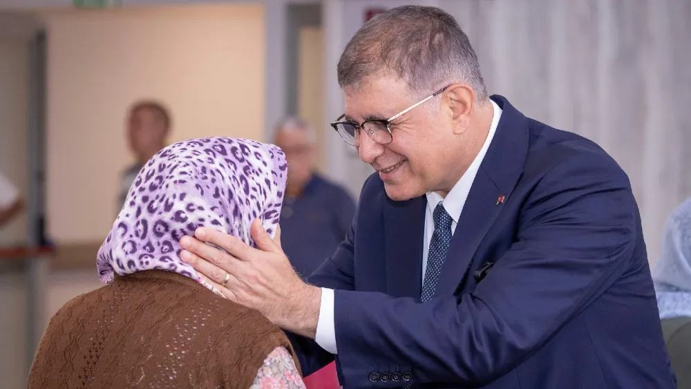 İzmir’de Büyükşehir, dar gelirlileri yalnız bırakmadı!