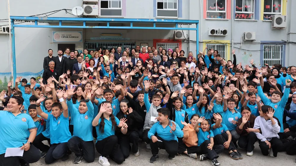 Milli Eğitim Bakanı Tekin İzmir’de…Anaokulu açtı, ziyaretler yaptı!