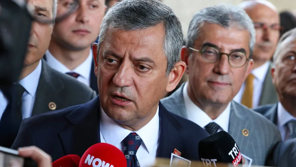 111 vekilden olağanüstü kurultay için çağrı: İzmir'den 9 vekil imza attı!