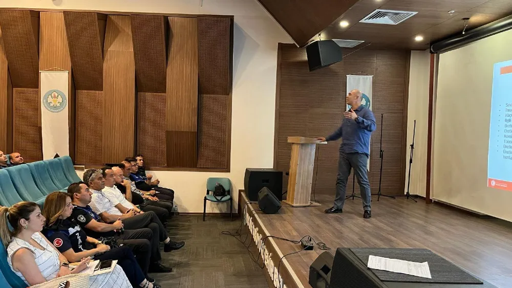 Manisa'da hal personeline mevzuat ve denetim eğitimi verildi