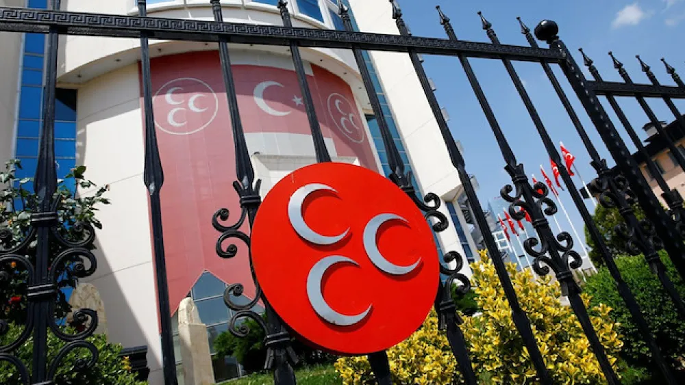 MHP Manisa'da deprem...İl teşkilatı feshedildi