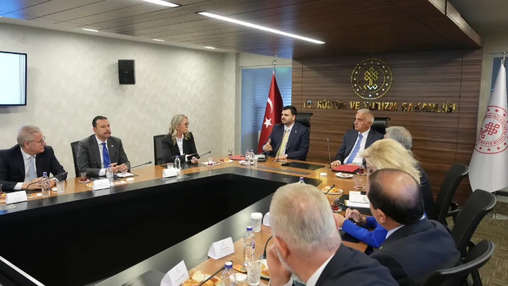 AK Partili İnan’dan Çeşme zirvesi değerlendirmesi: İzmir’in geleceği için, şehrimizin tüm paydaşlarıyla bir arada olmaya devam edeceğiz.