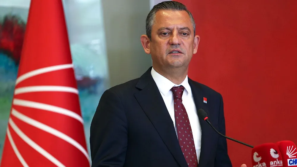 Özel'in ekibi kurultay yolunu açmak için PM'den istifa ediyor!