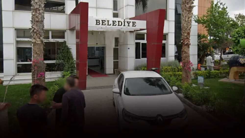 Seferihisar Belediyesi'ne operasyonda 6 milyon liralık rüşvet iddiası