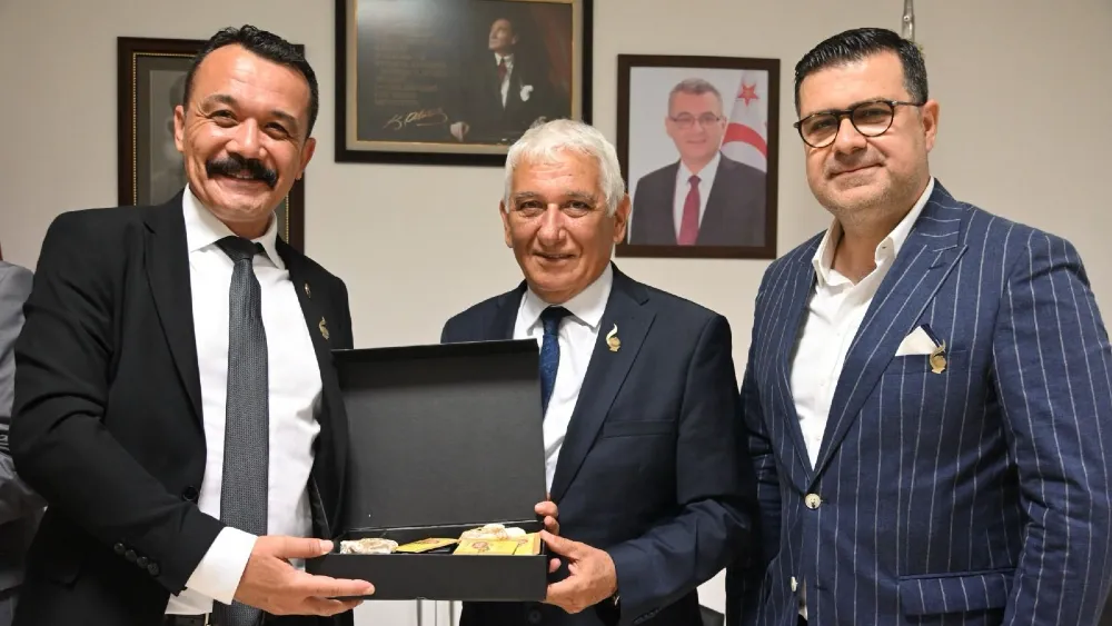 Manisa Büyükşehir Belediyesi Heyeti Güzelyurt Portakal Festivali’ne Katıldı