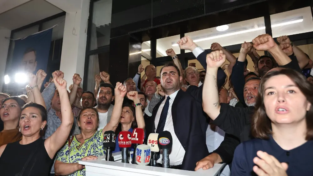Tahliye tebligatı İzmir’e ulaştı... Güç yargıya taşıyacak!