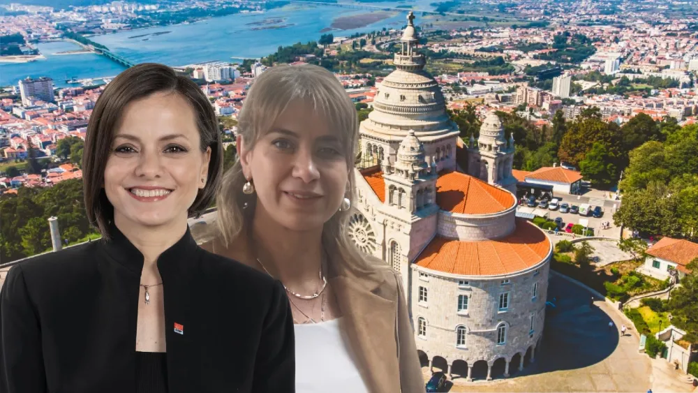 CHP ve İzmir örgütü karışırken Başkan Kınay yine yurtdışı seyahatine çıktı...