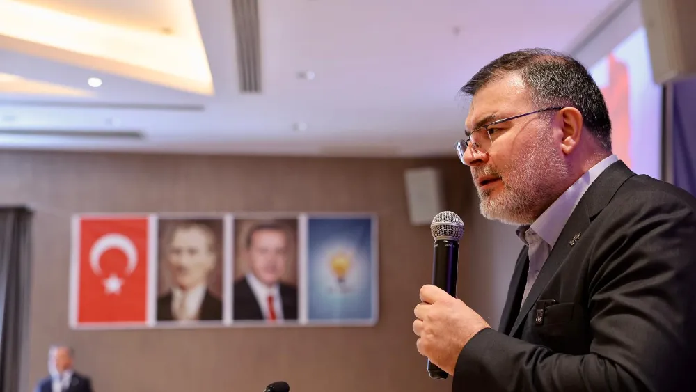 AK Parti İzmir İl Başkanı Saygılı’dan Tugay’ın istifası sonrası açıklama: CHP Bizans oyunlarında kaybettiği için ‘küsüp oynamayan’ kırık kalplerle(!) İzmir ilgilenmemektedir!