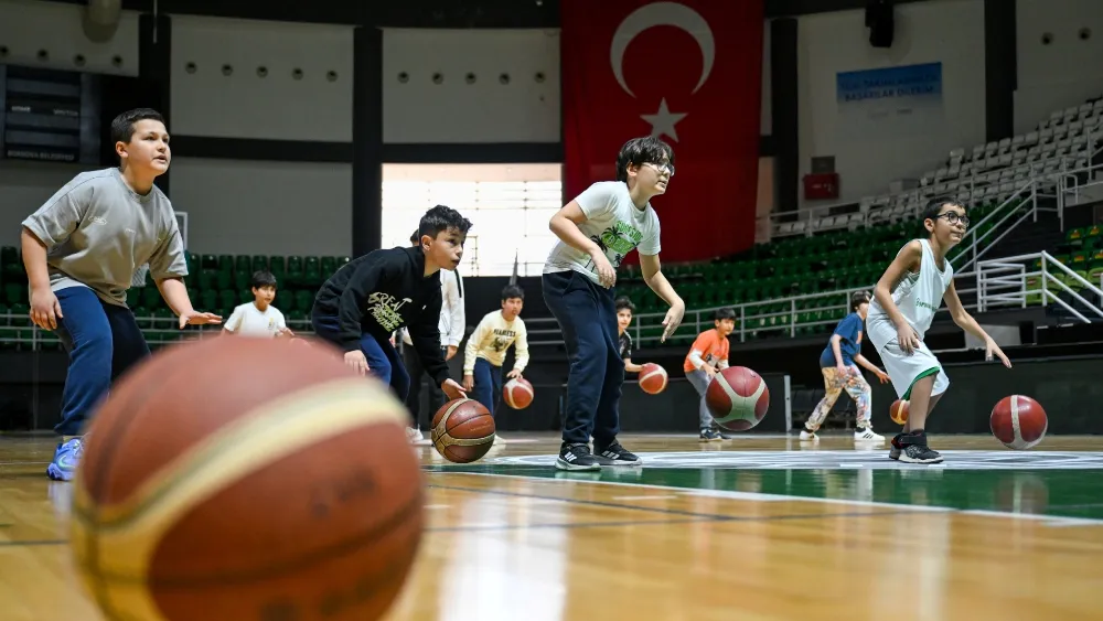 Bornova’da spor dolu bir yaz..Yaz Spor Kursları kayıtları 30 Haziran'da başlıyor!
