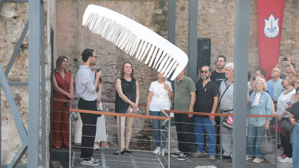 Kıllıoğlu Hamamı sanatla yaşamaya devam ediyor: “Görünmeyen Formlar” sergisi açıldı