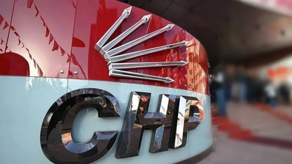 CHP İzmir önceki dönem ilçe başkanlarından ortak bildiri: İradeye sahip çıkıyoruz, işgale ve dayatmaya karşıyız!