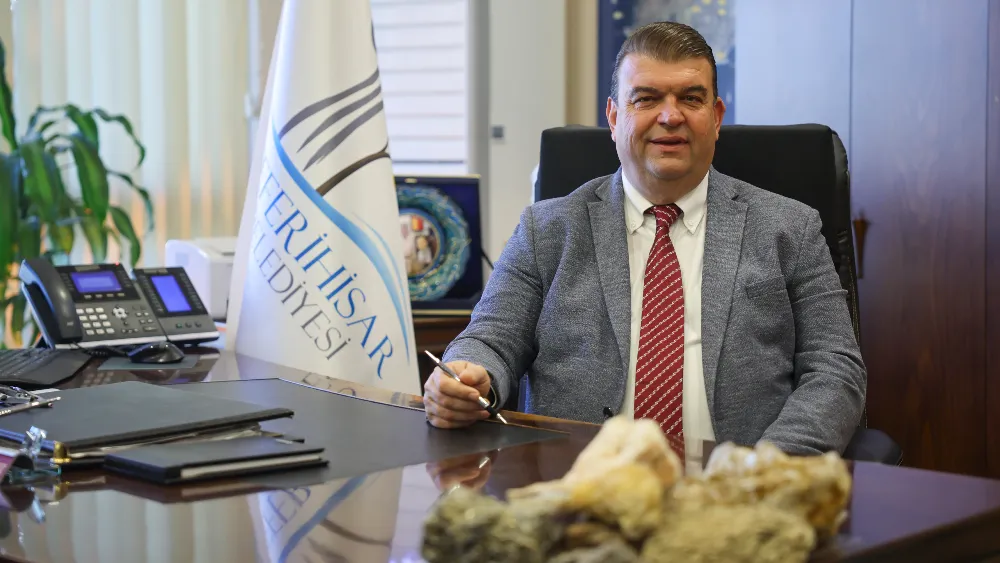 Seferihisar Belediye Başkanı İsmail Yetişkin gözaltına alındı!
