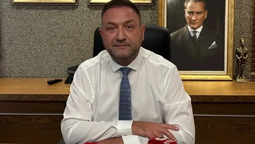 CHP’de ilçe başkanlarından Gümrükçü’ye şok... Görür görmez terkettiler…